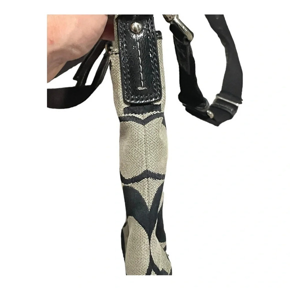 Coach Gray/Black Signature Canvas Crossbody Bag - Picture 4 of 11